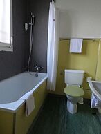 Alpenrose Hotel & Gardens