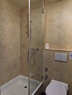 Alpenrose Hotel & Gardens