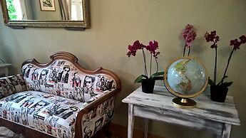 Alpenrose Hotel & Gardens