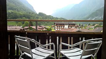 Alpenrose Hotel & Gardens