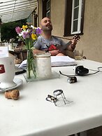 Alpenrose Hotel & Gardens