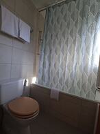 Alpenrose Hotel & Gardens