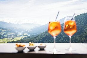 Kronplatz Resort Hotel Kristall