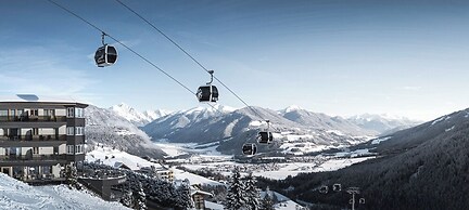 Kronplatz Resort Hotel Kristall