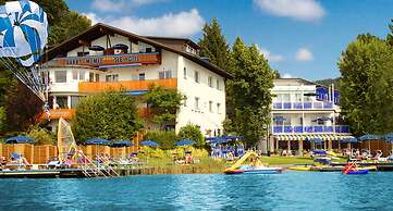 Barry Memle Lake Side Resort