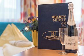 Barry Memle Lake Side Resort