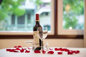 Hanoi Golden Moon Hotel