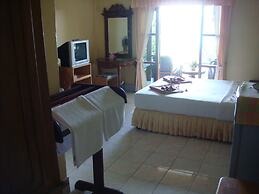 Baan Karon Hill Phuket Resort