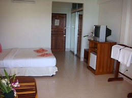 Baan Karon Hill Phuket Resort