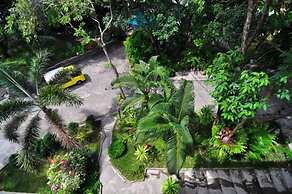 Baan Karon Hill Phuket Resort