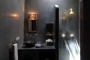 Riad Ajmal