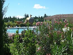 Vacancéole - AUBIGNAN Les Demeures du Ventoux