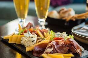 Mirador del Lago Hotel