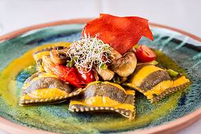 Mirador del Lago Hotel