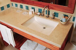 Mirador del Lago Hotel