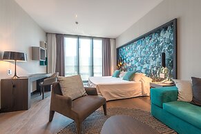 DUPARC Contemporary Suites