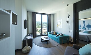 DUPARC Contemporary Suites