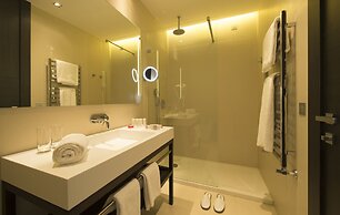 DUPARC Contemporary Suites