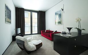 DUPARC Contemporary Suites