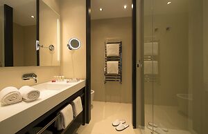 DUPARC Contemporary Suites