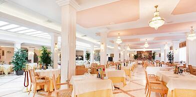 Hotel Gambrinus & Strand