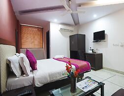 Hotel Apra International