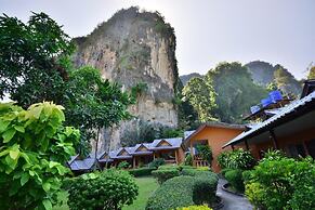 Diamond Cave Resort