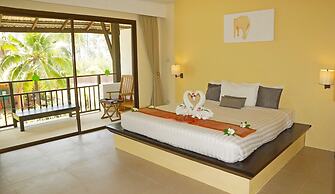 Palm Galleria Resort