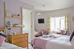 Hawthorn Farm Guest House