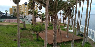 Atlantic Holiday Hotel