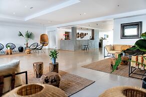 Atlantic Holiday Hotel