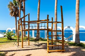 Atlantic Holiday Hotel