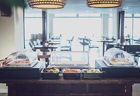 Atlantic Holiday Hotel