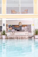 Atlantic Holiday Hotel