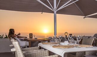 Atlantic Holiday Hotel