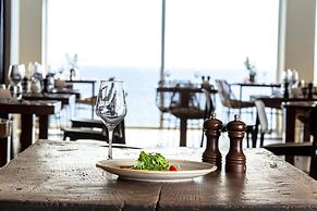 Atlantic Holiday Hotel