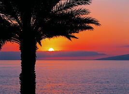 Atlantic Holiday Hotel