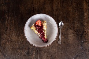 Atlantic Holiday Hotel