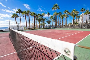 Atlantic Holiday Hotel