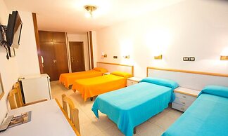 Hostal Lizana 2