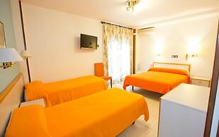 Hostal Lizana 2