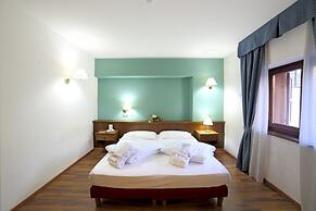 Hotel Baita Clementi