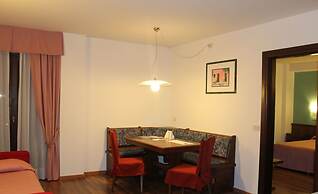 Hotel Baita Clementi