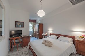 Hotel President