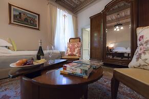 Villa Scacciapensieri Boutique Hotel