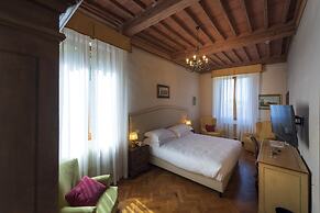 Villa Scacciapensieri Boutique Hotel