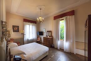 Villa Scacciapensieri Boutique Hotel