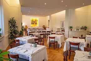 Hotel Moderno