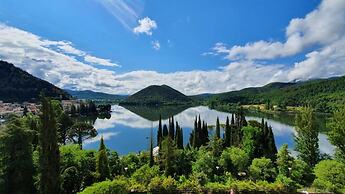 Del Lago