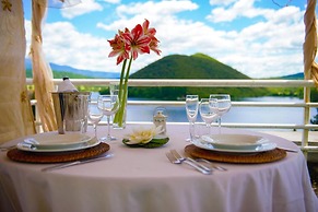 Del Lago